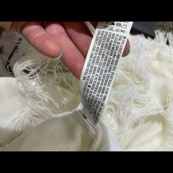 ENGLISH Factory Fringe Layered Cream Sweater Sz S - Picture 4 of 5